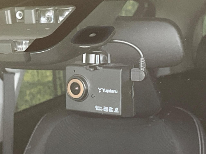2017 Toyota Vitz DAA-NHP130 (UW-6a0a82b5b424d)[6]