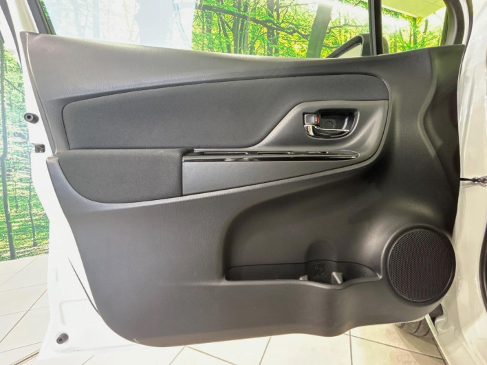 2019 Toyota Vitz DAA-NHP130 (UW-6a0a82b5b9121)[27]