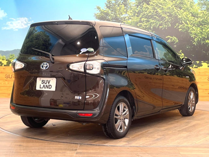 2015 Toyota Sienta DAA-NHP170G (UW-6a0a82b5d9537)[4]