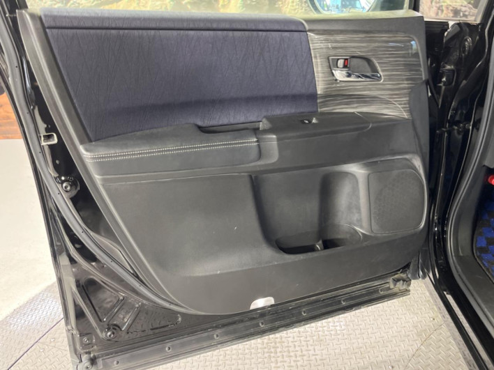 2015 Honda Odyssey DBA-RC1 (UW-6a0a82bcee291)[27]