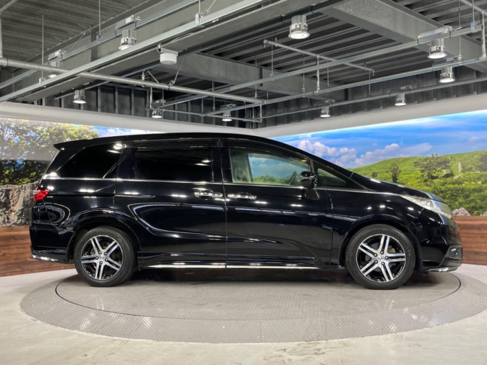 2015 Honda Odyssey DBA-RC1 (UW-6a0a82bcee291)[20]