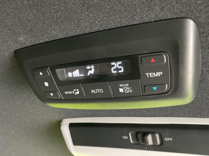 2023 Honda Step Wagon 6AA-RP8 (UW-6a0a82c0184b7)[28]