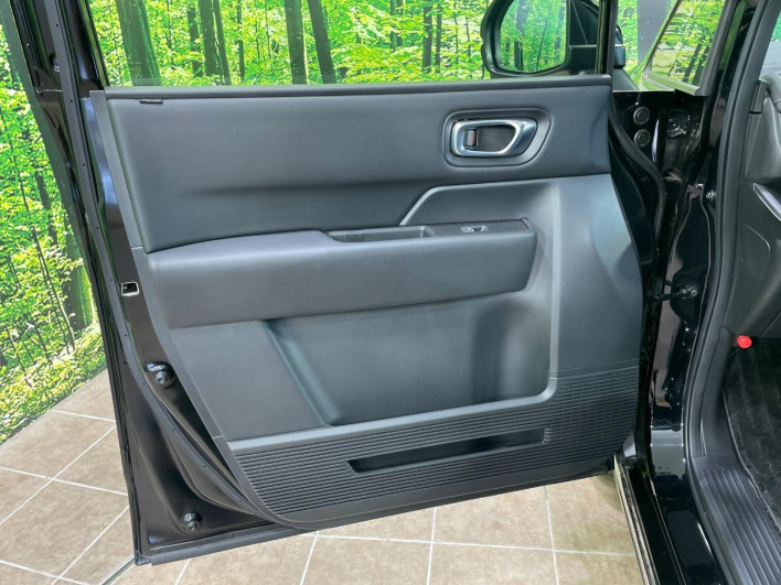 2023 Honda Step Wagon 6AA-RP8 (UW-6a0a82c0184b7)[24]