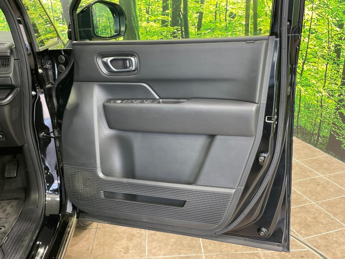 2023 Honda Step Wagon 6AA-RP8 (UW-6a0a82c0184b7)[19]