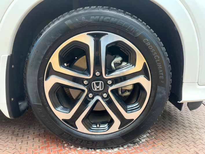 2016 Honda VEZEL DAA-RU3 (UW-6a0a82c2acf92)[14]