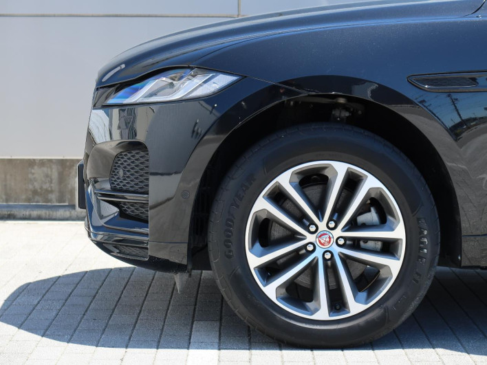 2022 Jaguar F Pace 3BA-DC2XC (UW-6a0a82cabdc23)[10]