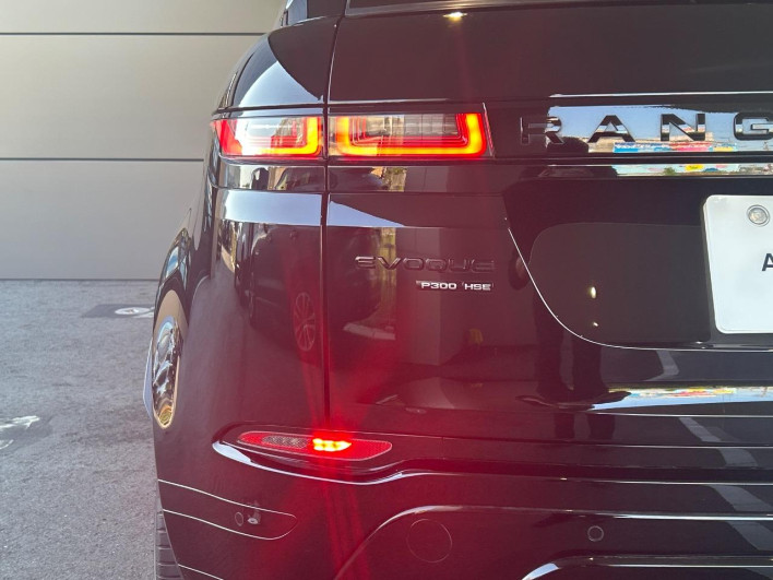 2020 Land Rover Range Rover Evoque 5AA-LZ2XHA (UW-6a0a82cecd040)[24]