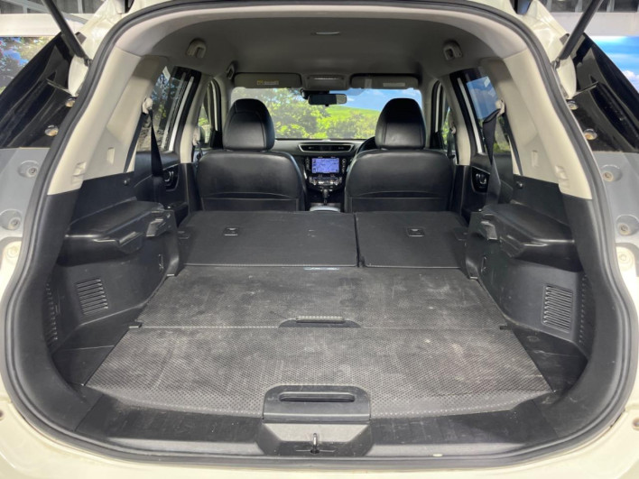2015 Nissan X-Trail DBA-T32 (UW-6a0a82d2d47f8)[29]