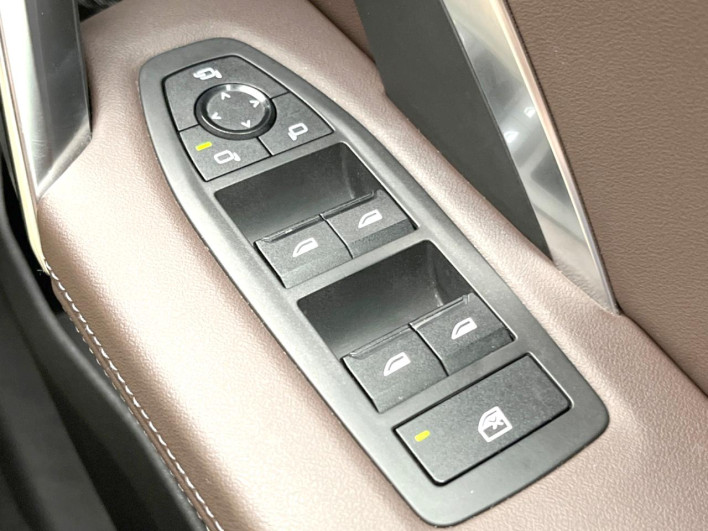 2023 BMW X1 3CA-42EG20 (UW-6a0a82dd8f4e1)[20]