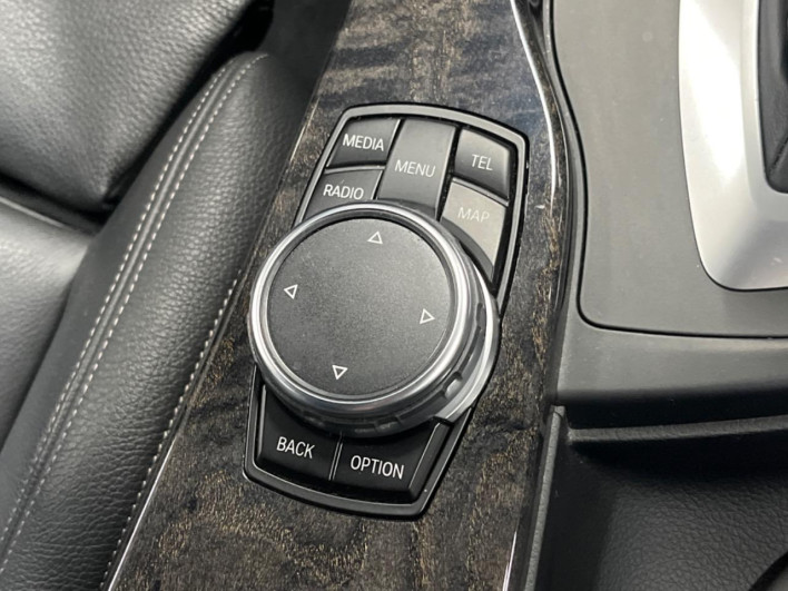 2016 BMW 3 Series DBA-8A20 (UW-6a0a82de60319)[11]