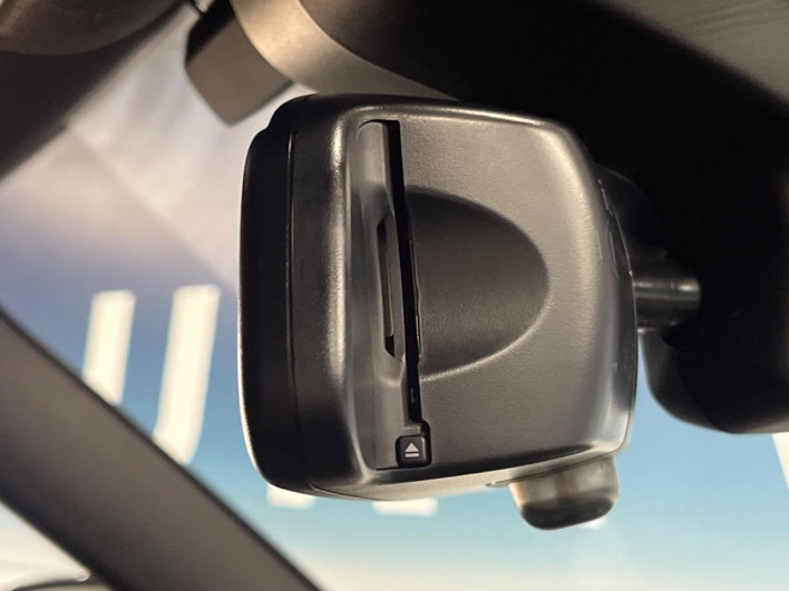 2016 BMW 3 Series DBA-8A20 (UW-6a0a82de60319)[12]