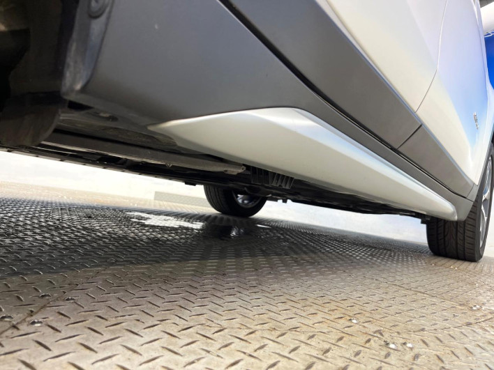 2016 BMW X1 LDA-HT20 (UW-6a0a82df9b3e9)[21]