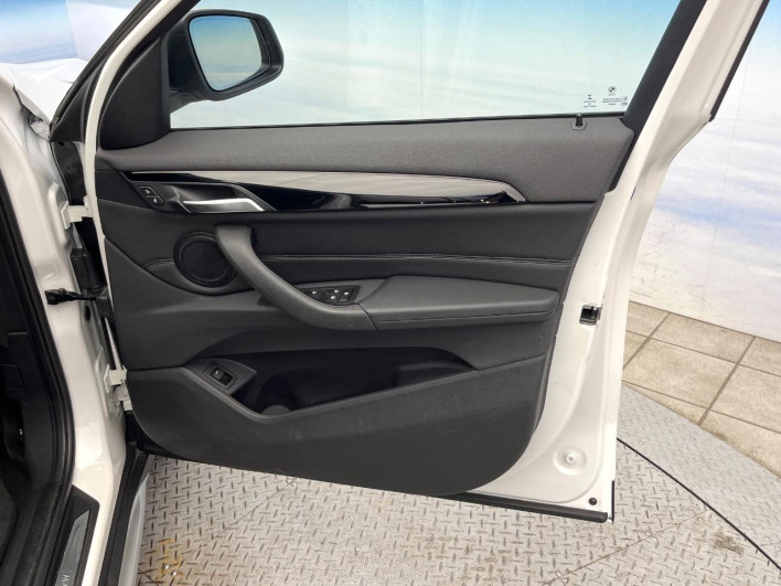 2016 BMW X1 LDA-HT20 (UW-6a0a82df9b3e9)[25]