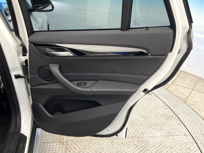 2016 BMW X1 LDA-HT20 (UW-6a0a82df9b3e9)[22]