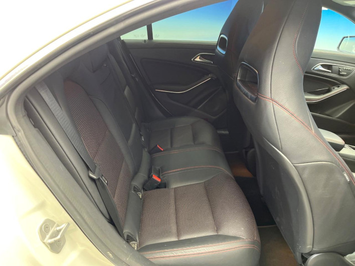 2014 Mercedes Benz CLA Class DBA-117342 (UW-6a0a82e179225)[23]