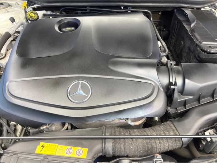 2014 Mercedes Benz CLA Class DBA-117342 (UW-6a0a82e179225)[11]