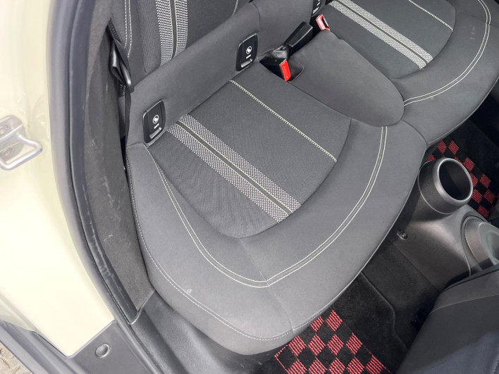 2017 Rover Mini LDA-XT20 (UW-6a0a82e40b1d5)[22]