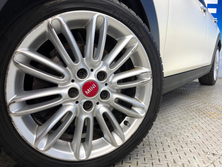 2017 Rover Mini LDA-XT20 (UW-6a0a82e40b1d5)[6]