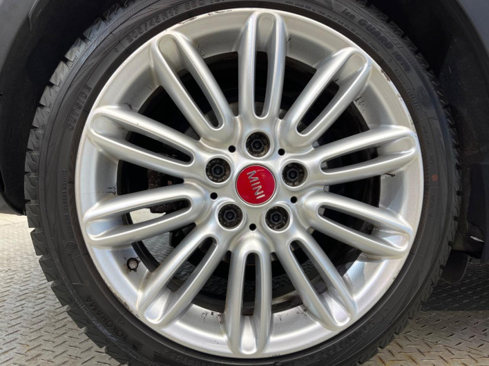 2017 Rover Mini LDA-XT20 (UW-6a0a82e40b1d5)[18]
