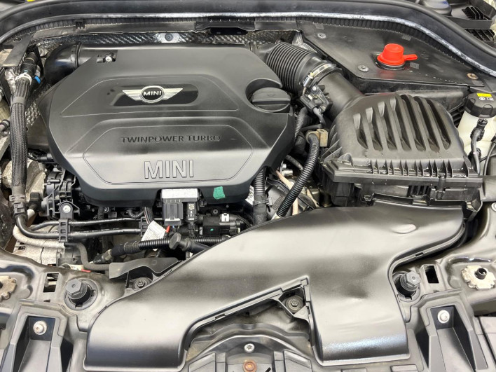 2017 Rover Mini LDA-XT20 (UW-6a0a82e40b1d5)[4]