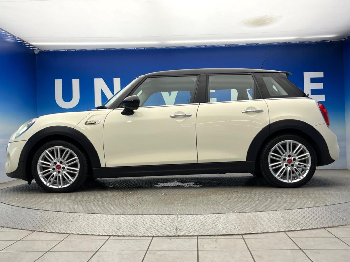 2017 Rover Mini LDA-XT20 (UW-6a0a82e40b1d5)[11]