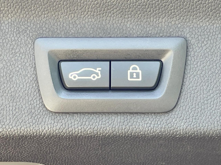 2017 Rover Mini LDA-YT20 (UW-6a0a82e42f333)[19]