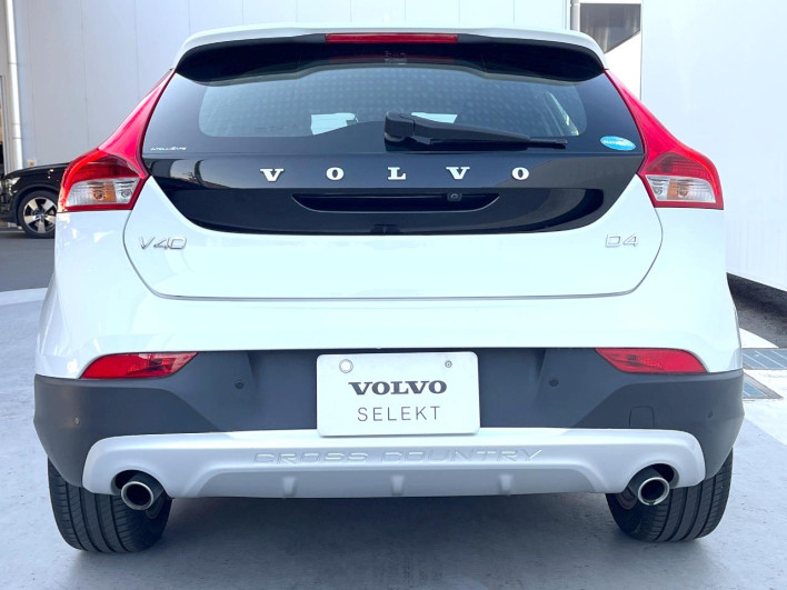 2018 Volvo V40 LDA-MD4204T (UW-6a0a82e65c814)[9]
