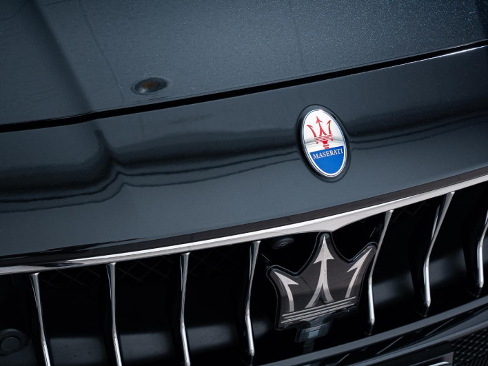 2020 Maserati Ghibli ABA-MG30A (UW-6a0a82e8a2287)[19]