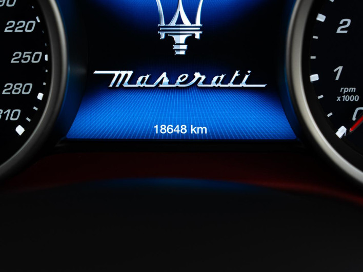 2020 Maserati Ghibli ABA-MG30A (UW-6a0a82e8a2287)[2]