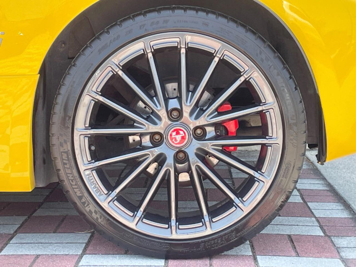 2022 Abartha Abarth 595 3BA-31214T (UW-6a0a82e9b1c87)[14]