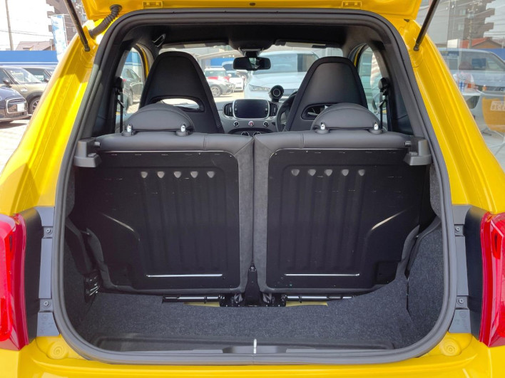 2022 Abartha Abarth 595 3BA-31214T (UW-6a0a82e9b1c87)[20]