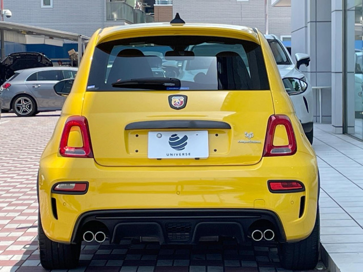 2022 Abartha Abarth 595 3BA-31214T (UW-6a0a82e9b1c87)[19]