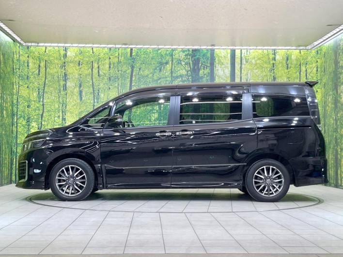 2014 Toyota Voxy DBA-ZRR80W (UW-6a0a82eb628c2)[11]