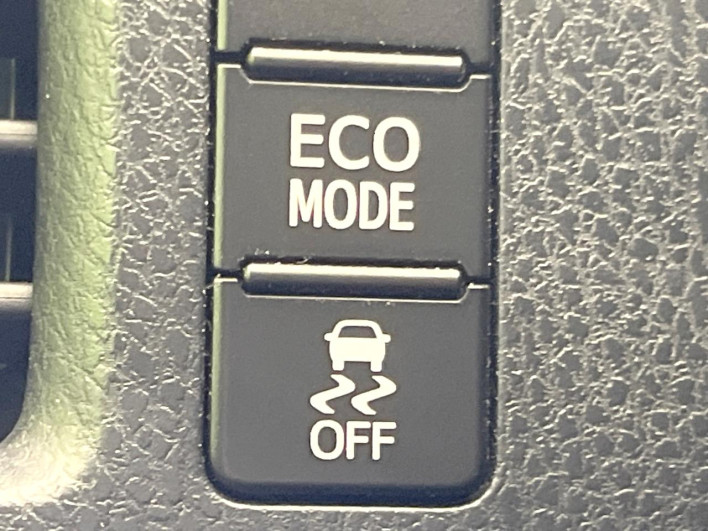 2014 Toyota Voxy DBA-ZRR80W (UW-6a0a82eb628c2)[23]