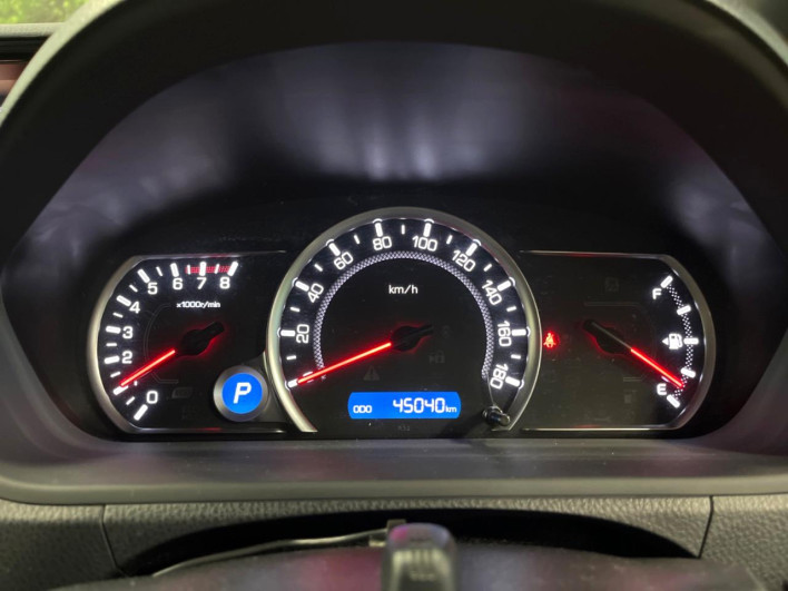 2017 Toyota Noah DBA-ZRR80W (UW-6a0a82ede2320)[29]