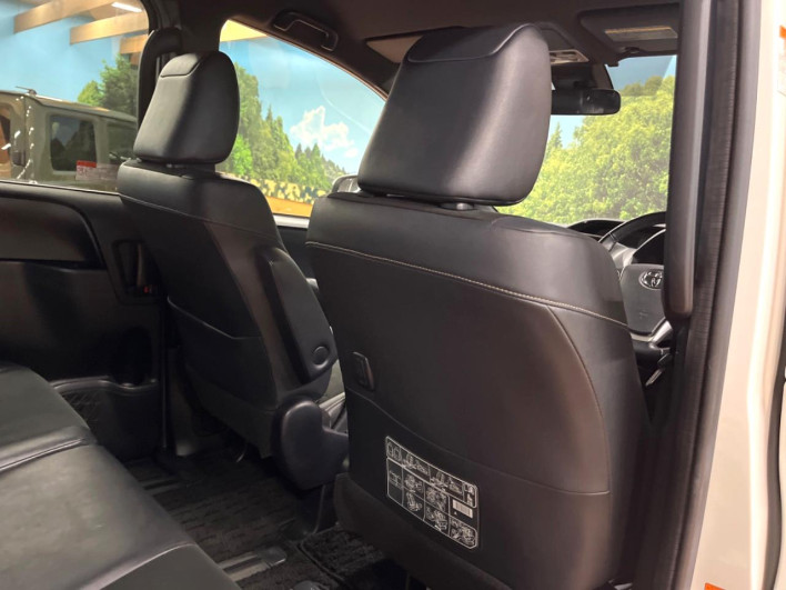 2017 Toyota Noah DBA-ZRR80W (UW-6a0a82ede2320)[19]