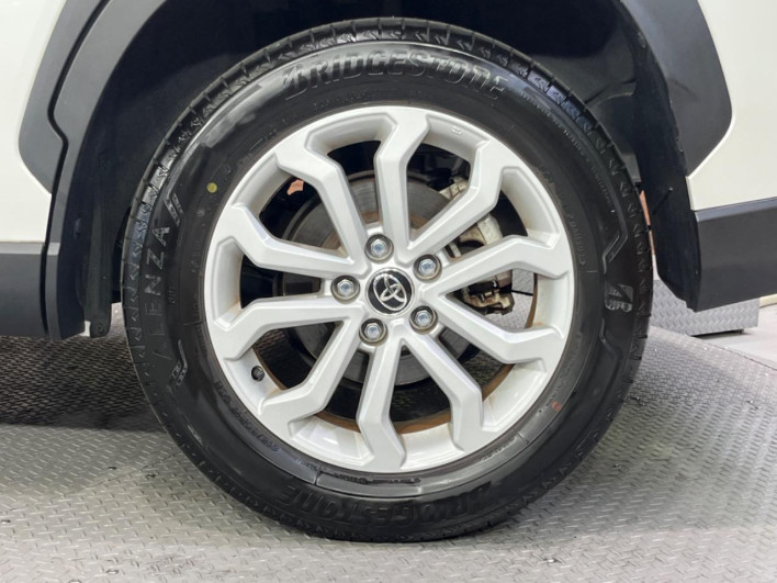 2023 Toyota Corolla Cross 6AA-ZVG11 (UW-6a0a82f3e7002)[14]