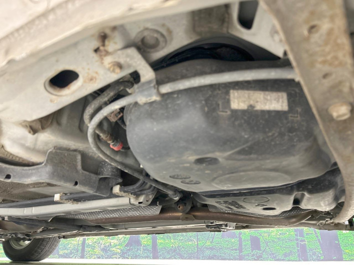 2013 Toyota Prius DAA-ZVW30 (UW-6a0a82f9a1a40)[27]
