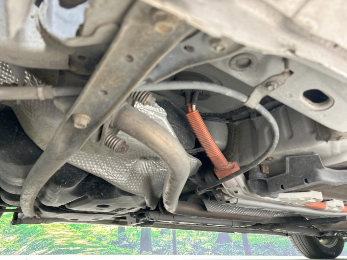 2013 Toyota Prius DAA-ZVW30 (UW-6a0a82f9a1a40)[24]