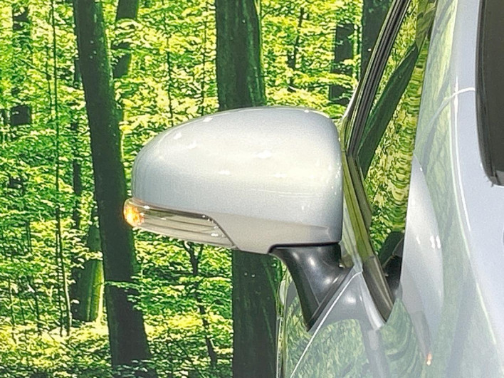 2013 Toyota Prius DAA-ZVW30 (UW-6a0a82f9a1a40)[14]