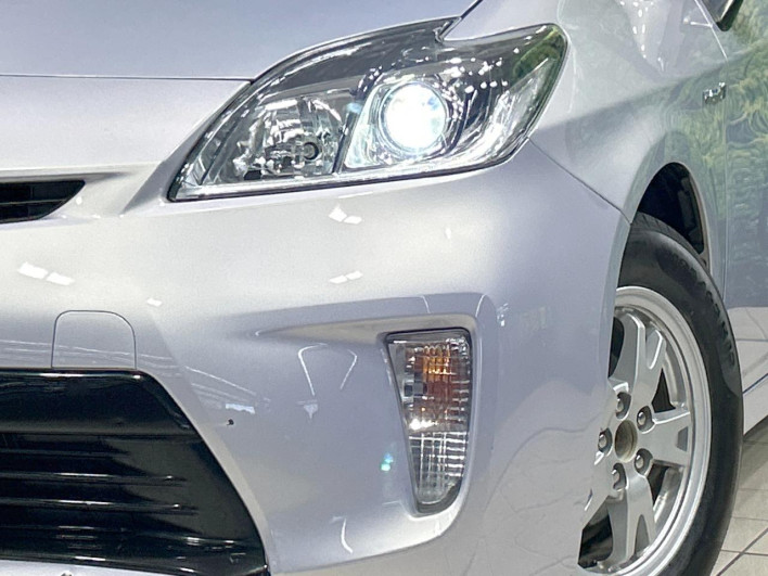 2013 Toyota Prius DAA-ZVW30 (UW-6a0a82f9a1a40)[17]