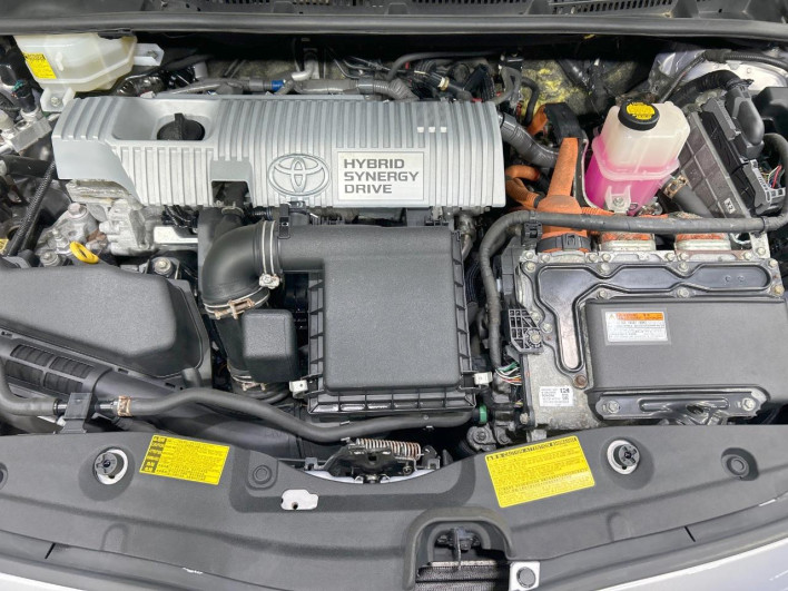 2013 Toyota Prius DAA-ZVW30 (UW-6a0a82f9a1a40)[4]