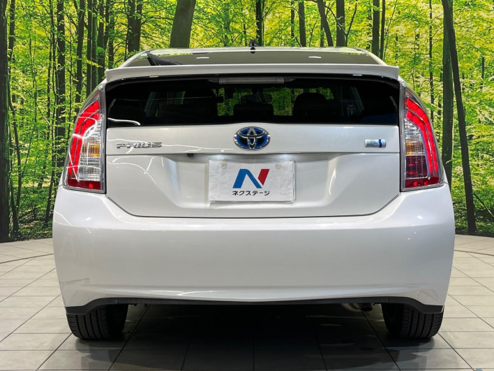 2013 Toyota Prius DAA-ZVW30 (UW-6a0a82f9c674a)[22]