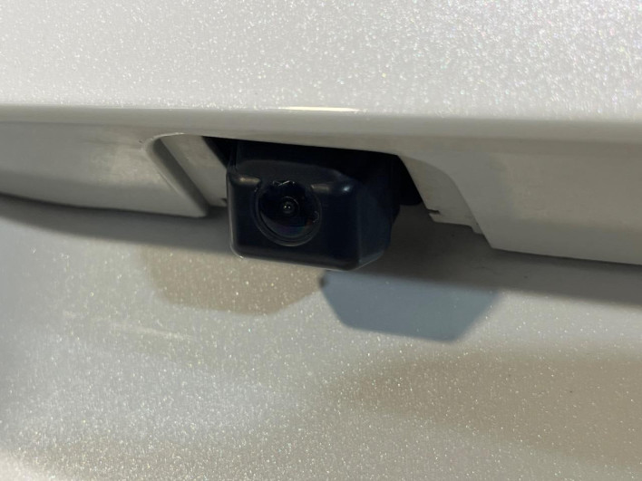 2013 Toyota Prius DAA-ZVW30 (UW-6a0a82f9c674a)[29]