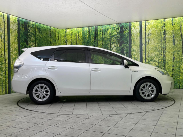 2013 Toyota Prius α DAA-ZVW40W (UW-6a0a82fa0a748)[7]