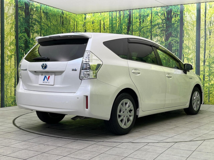 2013 Toyota Prius α DAA-ZVW40W (UW-6a0a82fa0a748)[8]