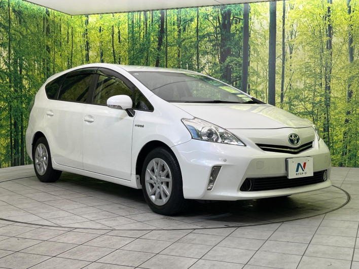 2013 Toyota Prius α DAA-ZVW40W (UW-6a0a82fa0a748)[6]