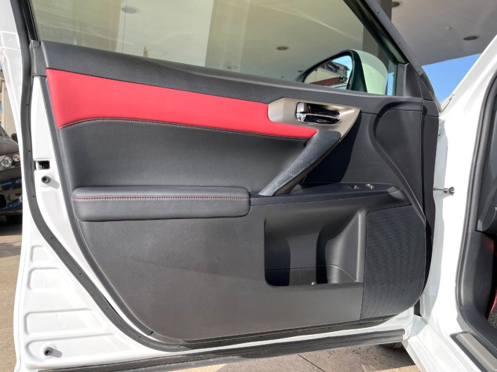 2015 Lexus CT DAA-ZWA10 (UW-6a0a830099629)[28]