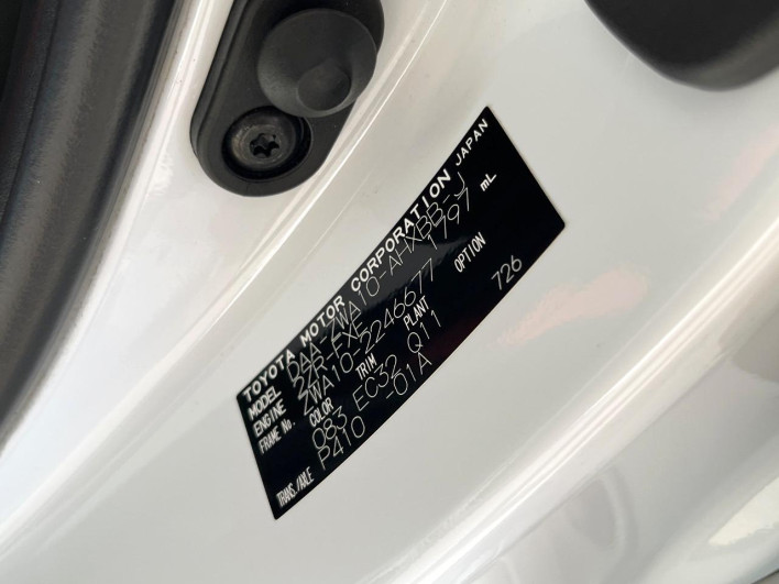 2015 Lexus CT DAA-ZWA10 (UW-6a0a830099629)[1]