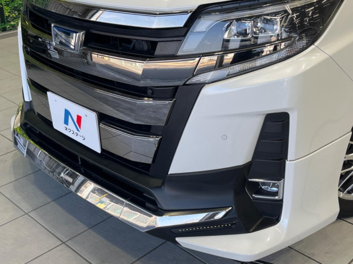 2020 Toyota Noah DAA-ZWR80W (UW-6a0a830383e26)[4]